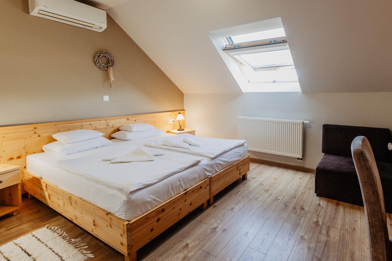 Bánd Kakukk Vendeglo Panzio Bed & Breakfast エクステリア 写真