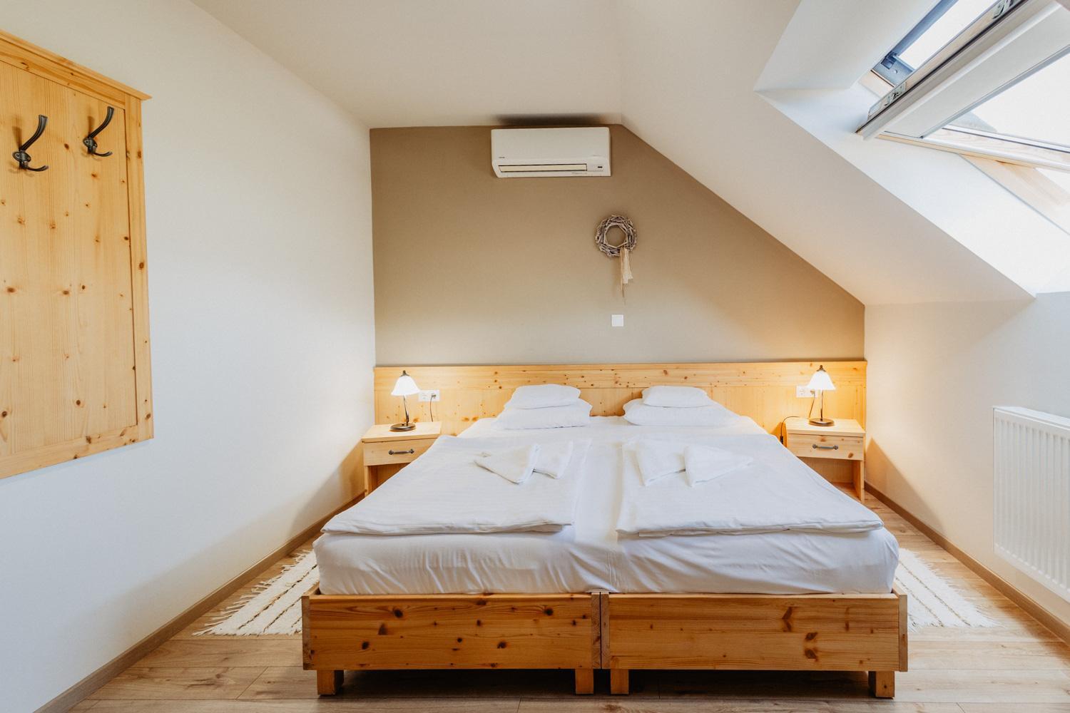 Bánd Kakukk Vendeglo Panzio Bed & Breakfast エクステリア 写真