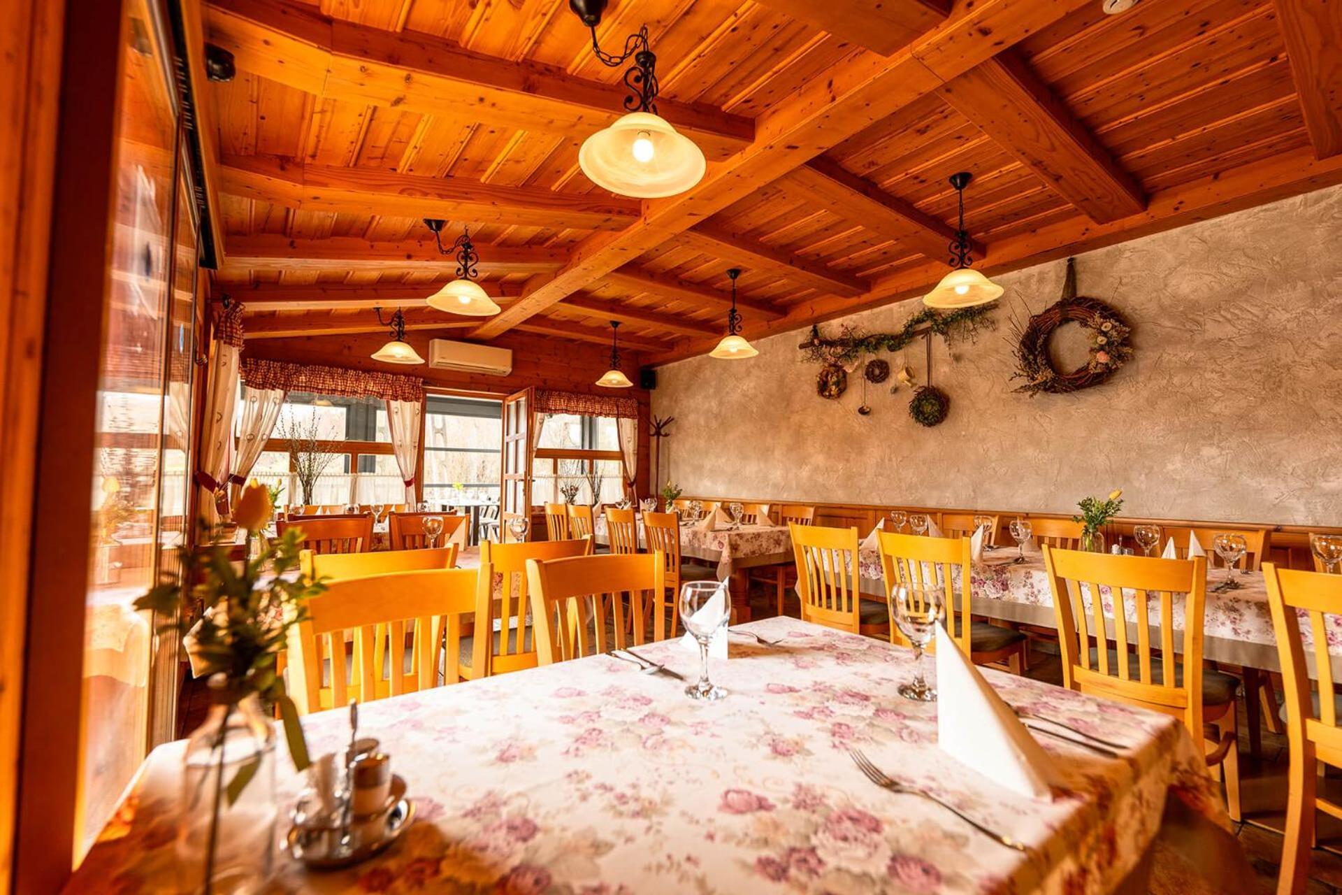 Bánd Kakukk Vendeglo Panzio Bed & Breakfast エクステリア 写真